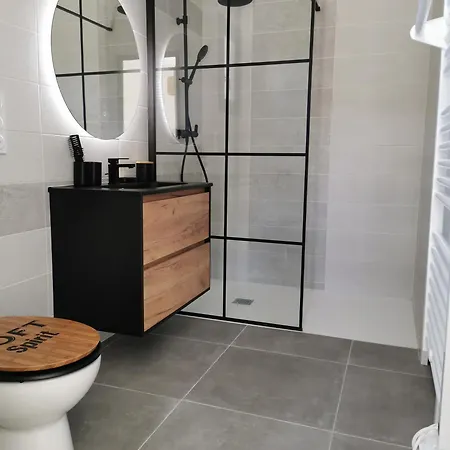 Moderne, Piscine Privée * Cruzy