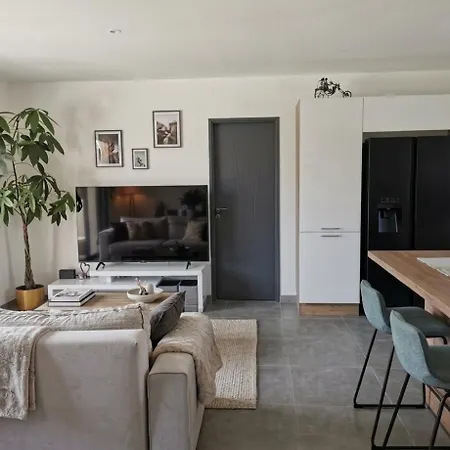 Moderne, Piscine Privée Villa Cruzy