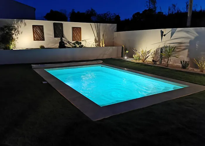 Moderne, Piscine Privee Villa